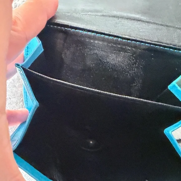 Yves Saint Laurent Turquoise Embossed Wallet - Picture 4 of 6